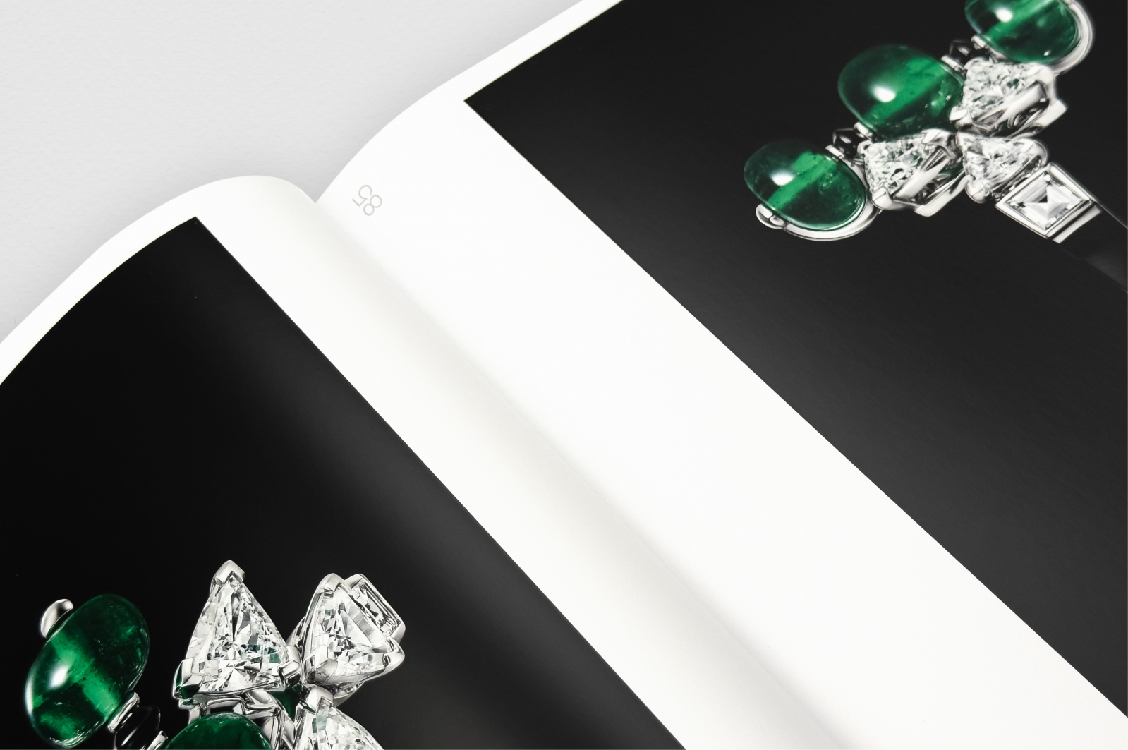 Cartier En Équilibre, High Jewelry<br>and Precious Objects